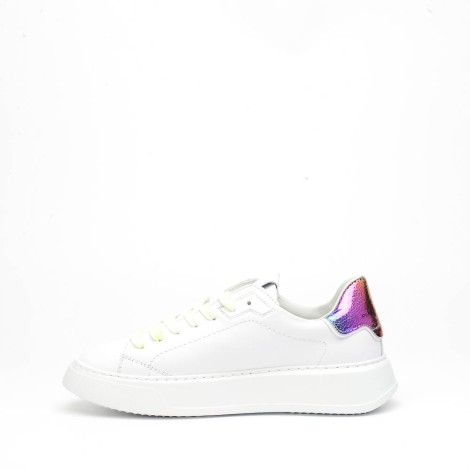 Sneakers in pelle bianca