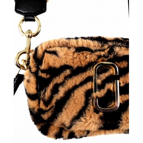 Marc Jacobs tiger snaphot