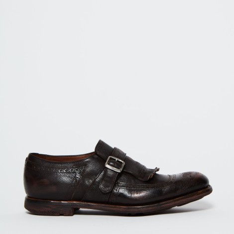 <p>Scarpa classica in pelle marrone</p>