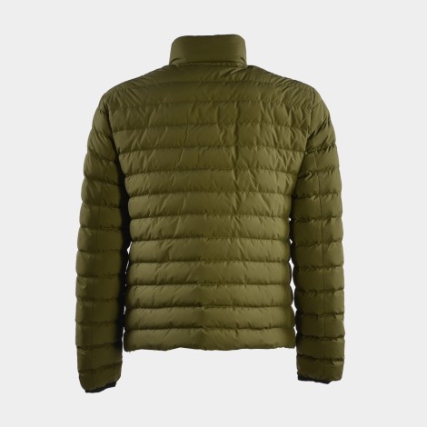 <p>Piumino in tessuto tecnico verde militare</p>