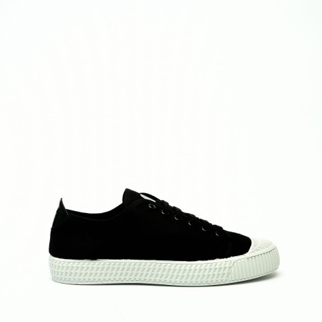 <p>Sneakers in tessuto nero</p>