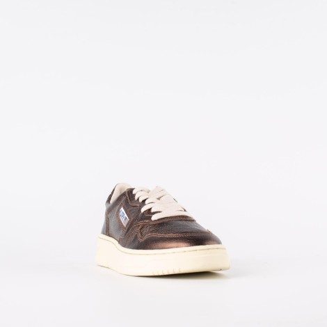 Sneakers in pelle effetto bronzo