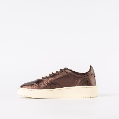 Sneakers in pelle effetto bronzo