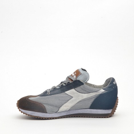 Sneakers in camoscio e tessuto grigio e marrone