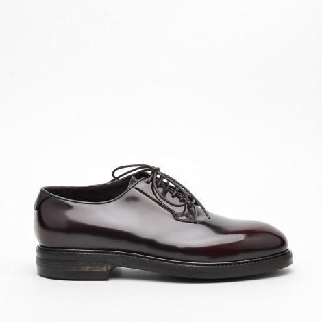 Scarpa classica in pelle lucida bordeaux