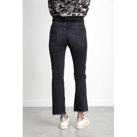 SLIM KICK SLIM ILLUSION SAVAGE JEANS