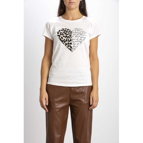 Eco-friendly T-shirt with heart