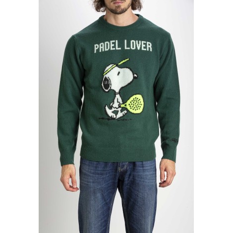 Green men sweater with Snoopy print