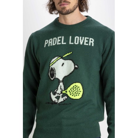 Green men sweater with Snoopy print