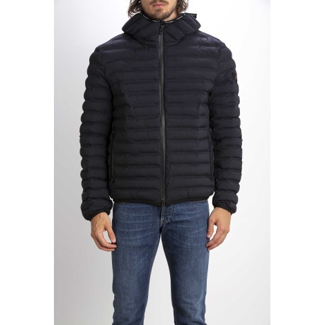 WARM AND LIGHTWEIGHT PRIMALOFT DOWN