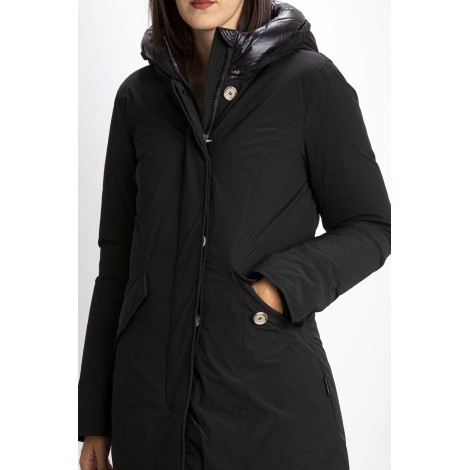 Arctic Parka Luxury with glossy details