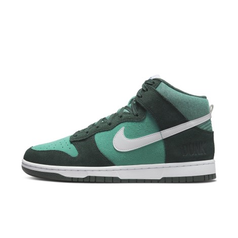 Nike Dunk High Retro SE Athletic Club Pro Green