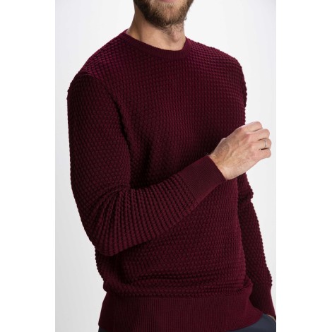 ROUND NECK KNIT BALL