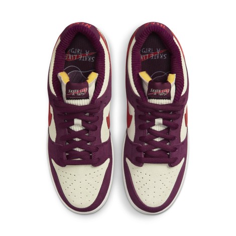 Nike SB Dunk Low Skate Like a Girl