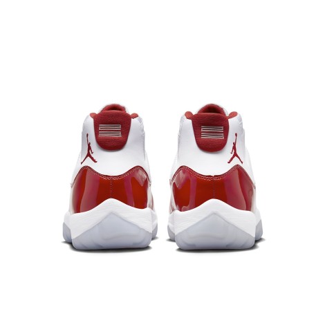 Jordan 11 Retro Cherry (2022)