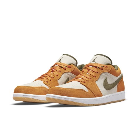 Jordan 1 Low SE Light Curry