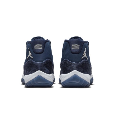 Jordan 11 Retro Midnight Navy (W)