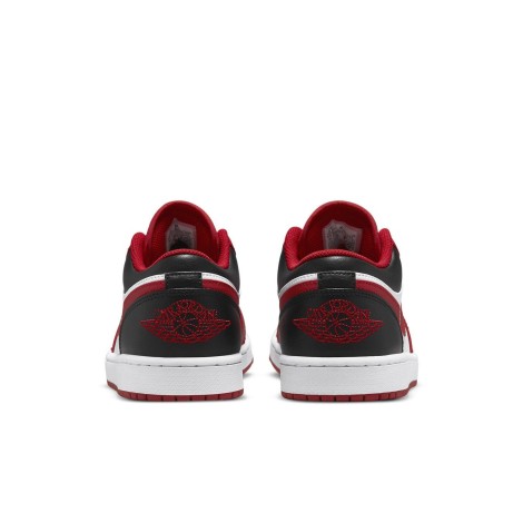 Jordan 1 Low Bulls