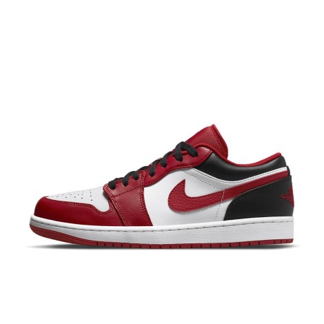 Jordan 1 Low Bulls