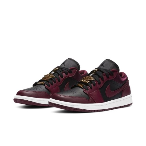 Jordan 1 Low Dark Beetroot Black (W)