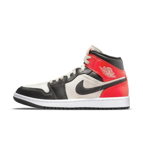 Jordan 1 Mid Light Orewood Brown (W)