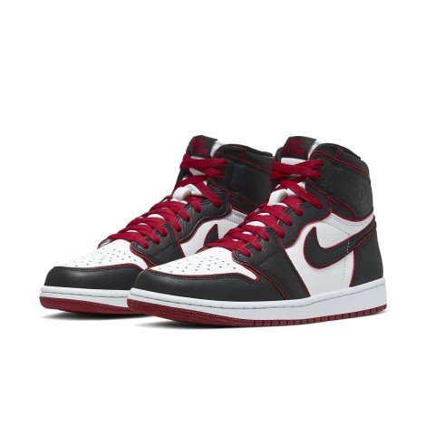 Jordan 1 Retro High Bloodline