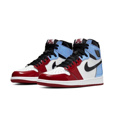 Jordan 1 Retro High Fearless UNC Chicago