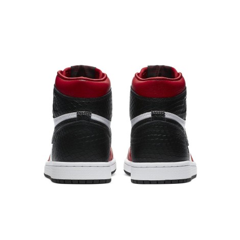 Jordan 1 Retro High Satin Snake Chicago (W)