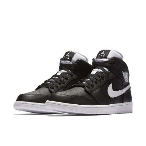 Jordan 1 Retro Mid Black White