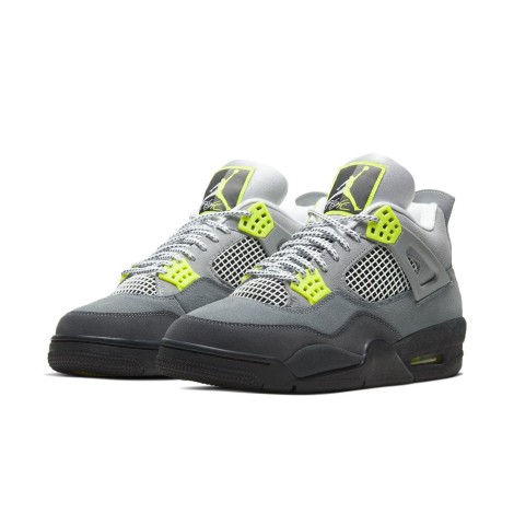 Jordan 4 Retro SE 95 Neon