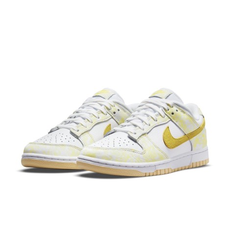 Nike Dunk Low Strike Yellow (W)