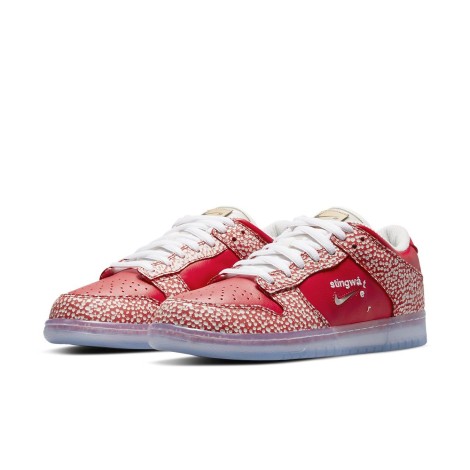 Nike Dunk SB Low Stingwater Magic Mushroom