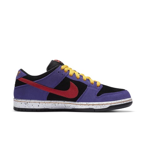 Nike SB Dunk Low ACG Terra