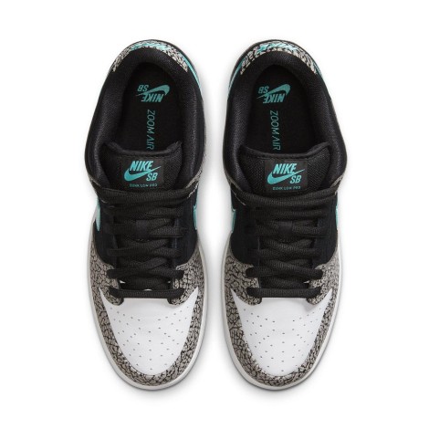 Nike SB Dunk Low atmos Elephant