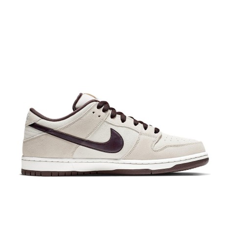 Nike SB Dunk Low Desert Sand Mahogany