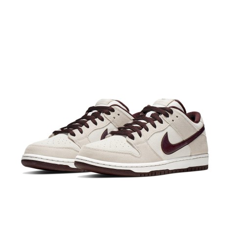 Nike SB Dunk Low Desert Sand Mahogany