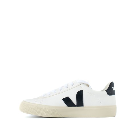 Sneakers veja in pelle logo nero