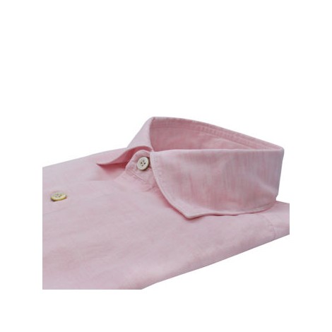 Camicia rosa con collo classico