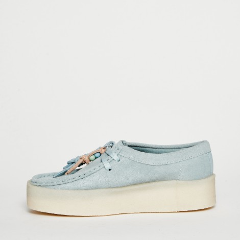 Scarpa bassa Wallabee Cup in pelle scamosciata azzurra