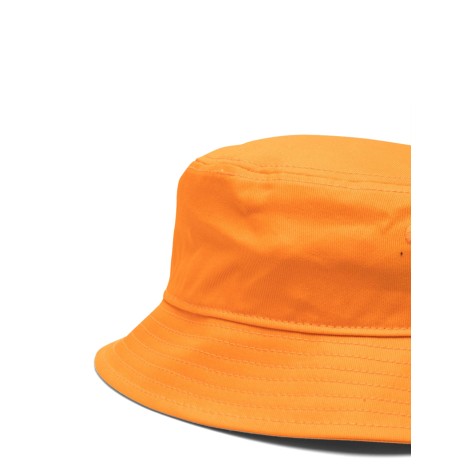 marcelo burlon county of milan bucket hat