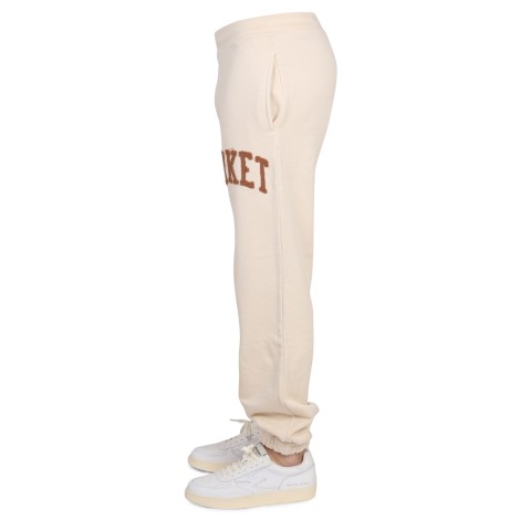 market pants with applied logo