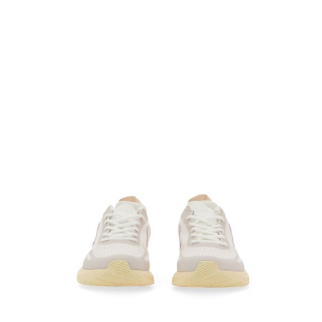 veja sneaker with logo