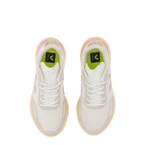 veja sneaker with logo