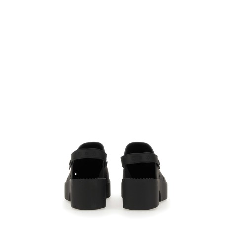 xocoi rubber sandal