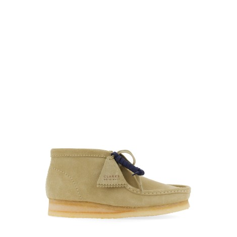 clarks wallabee boot