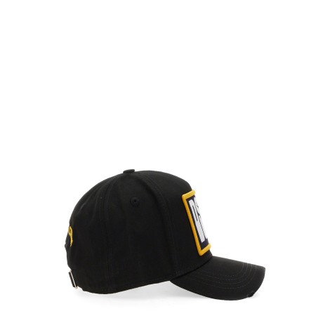 dsquared baseball hat with logo