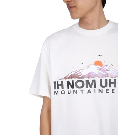 ih nom uh nit crew neck t-shirt