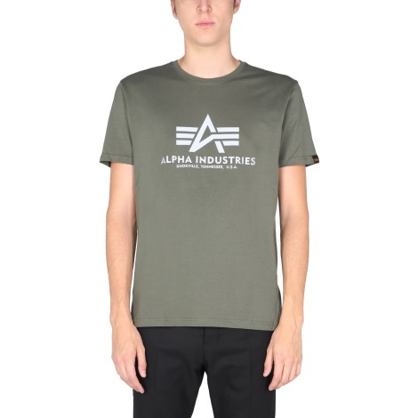 alpha industries t-shirt with laminated logo