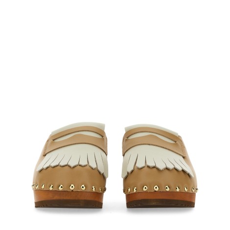 jejia leather clogs