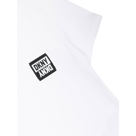 dkny small logo t-shirt